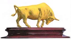 Schwantes Trading Feng Shui Money Bull 24 Karat Gold 5.5 Inch Figurine